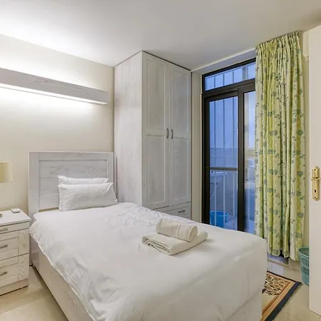 Apartment Qawra Seafront With Large Front Terrace