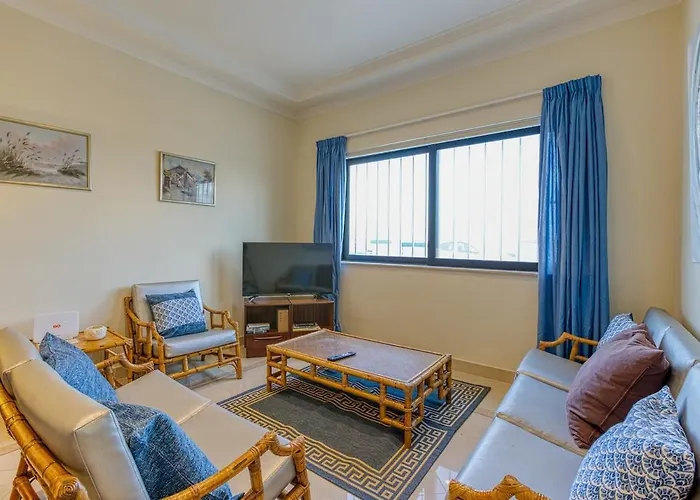 Qawra Seafront With Large Front Terrace * St. Paul's Bay