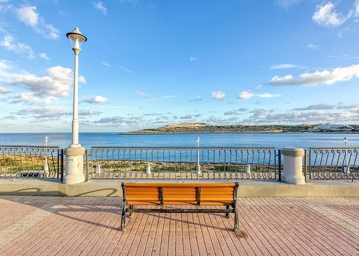 Appartamento Qawra Seafront With Large Front Terrace *