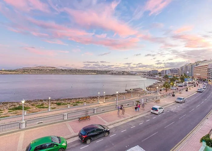 Διαμέρισμα Qawra Seafront With Large Front Terrace Σεντ Πόλς Μπέι