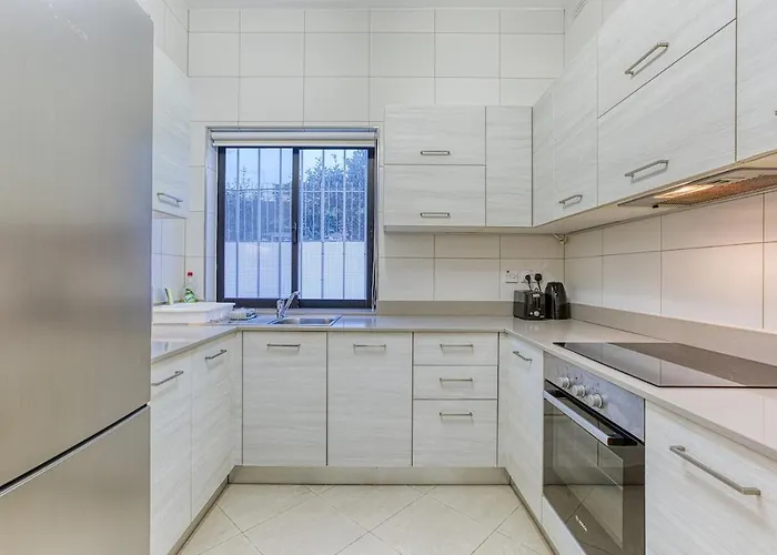 Appartamento Qawra Seafront With Large Front Terrace *