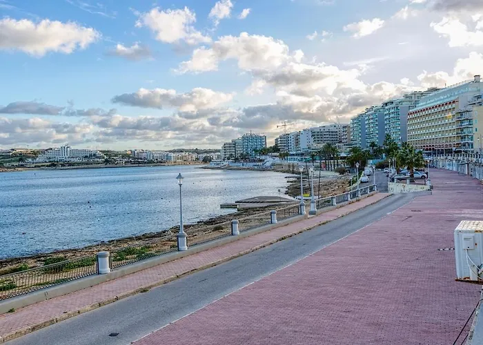 Appartamento Qawra Seafront With Large Front Terrace St. Paul's Bay