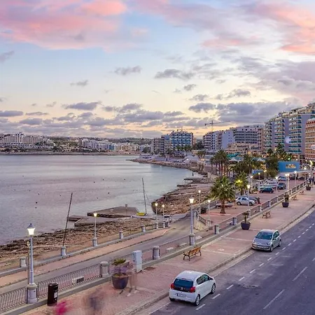 Qawra Seafront With Large Front Terrace Apartment St. Paul's Bay